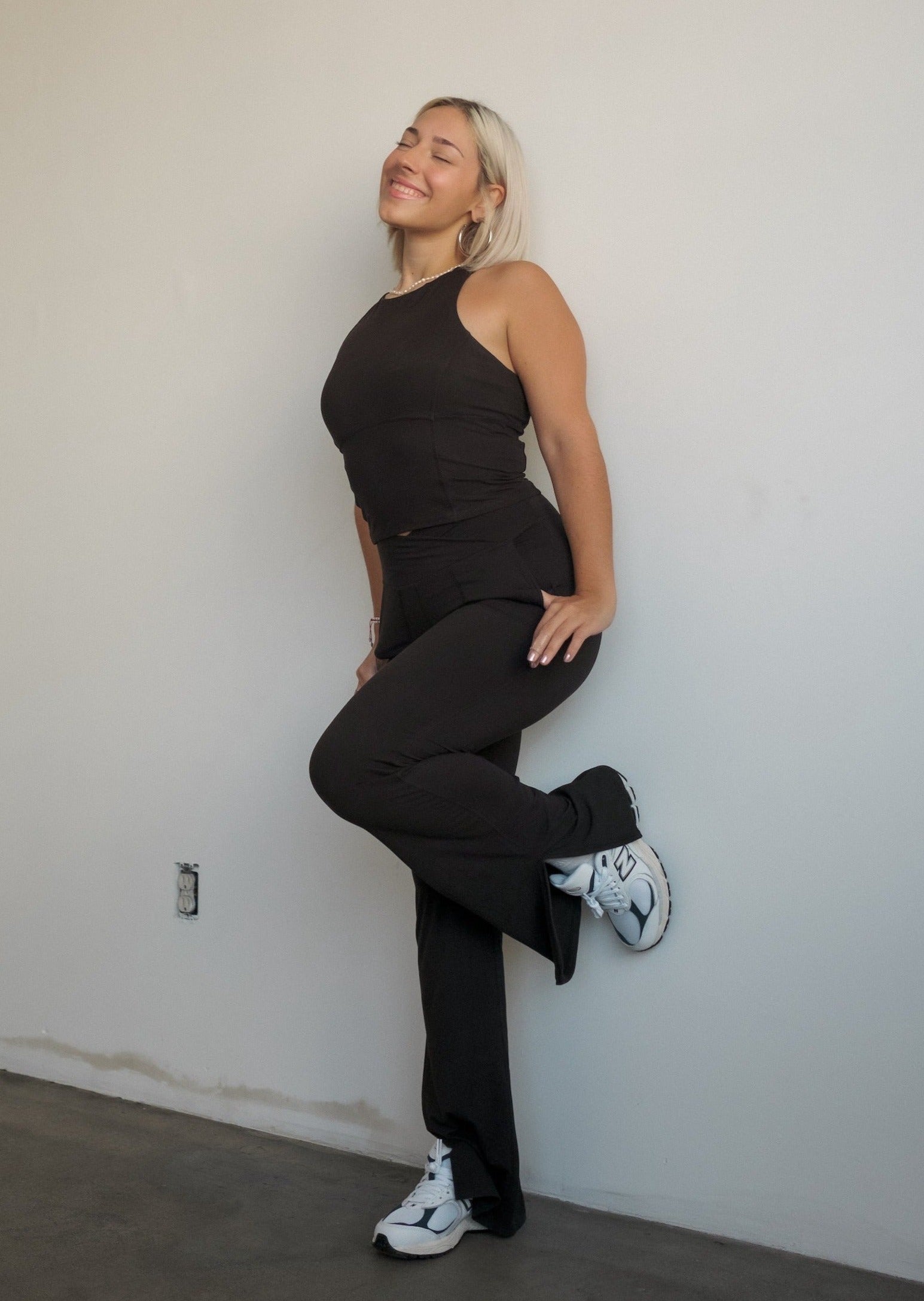 Edison Soft Flare Pant Black