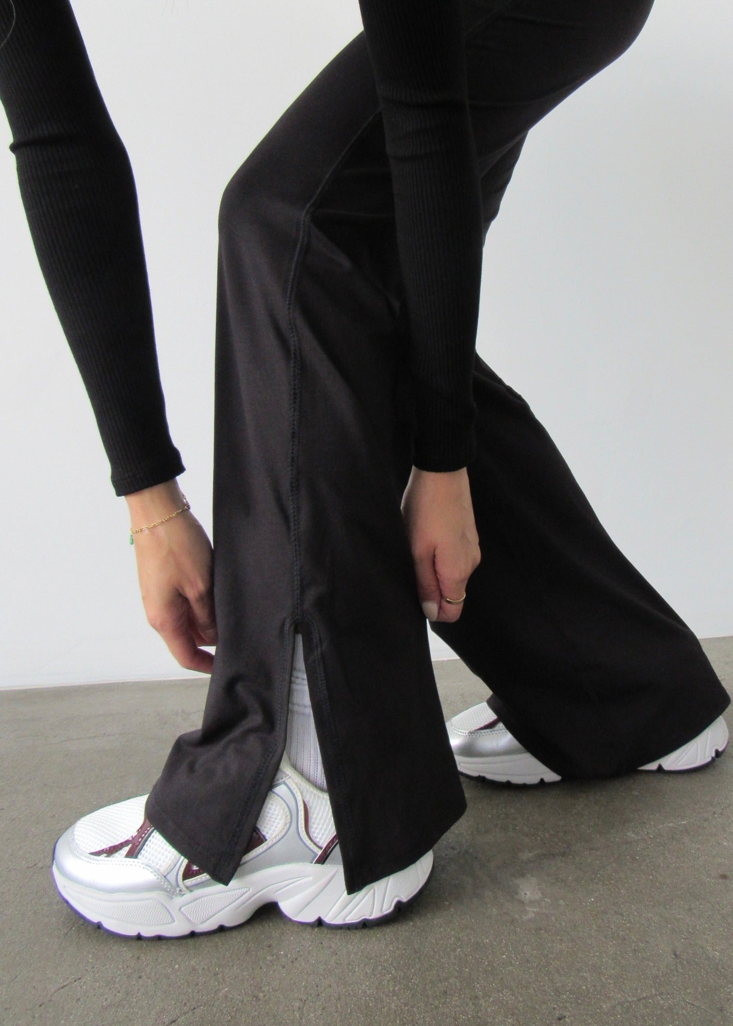 Edison Soft Flare Pant Black