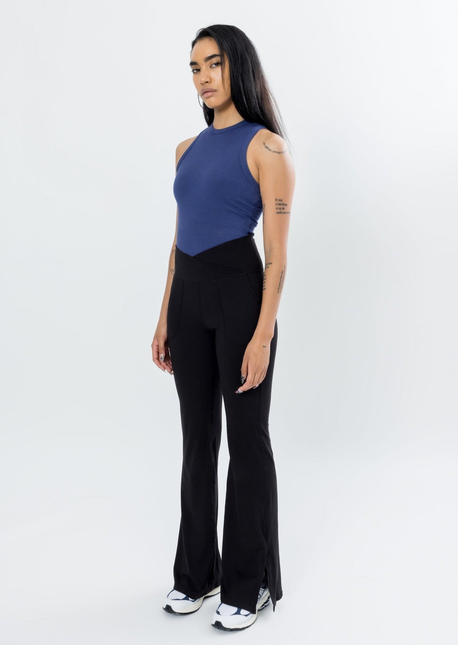 Edison Soft Flare Pant Black